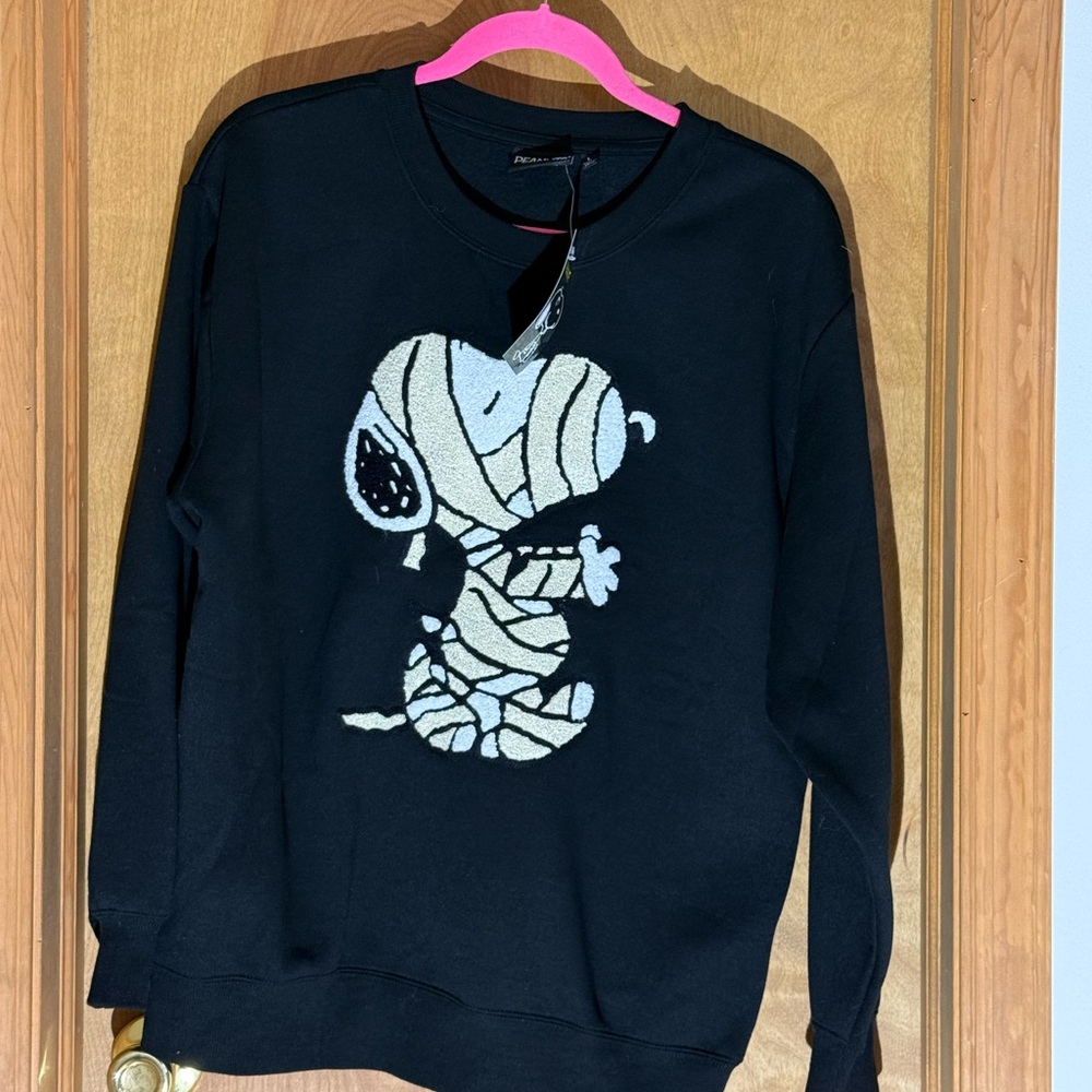 Peanuts Black Crewneck with Snoopy Embroidery